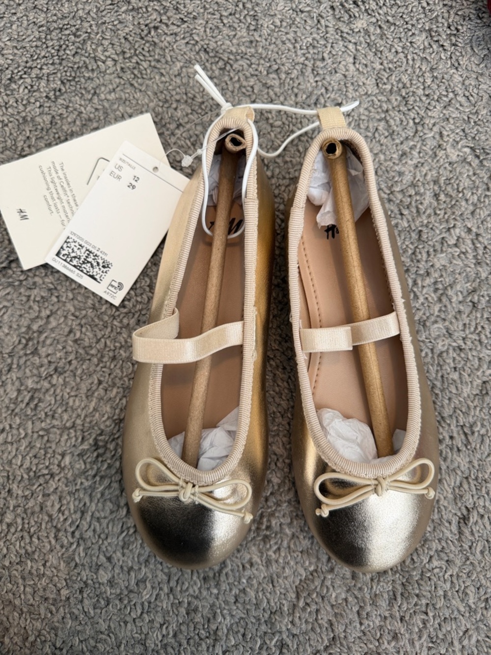 NWT H&M Gold Ballet Flats